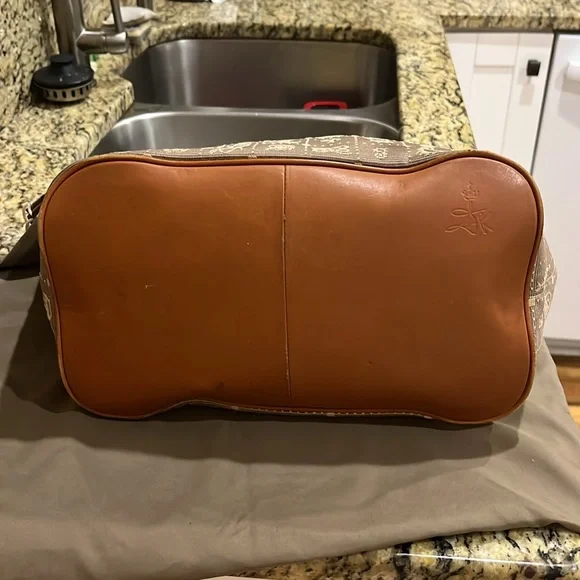 Lancel Paris Salvatore Dali Designed Tote Bag - Picture 5 of 10